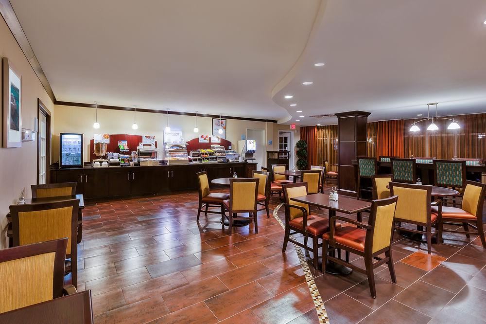 Holiday Inn Express And Suites Alpine By Ihg Esterno foto