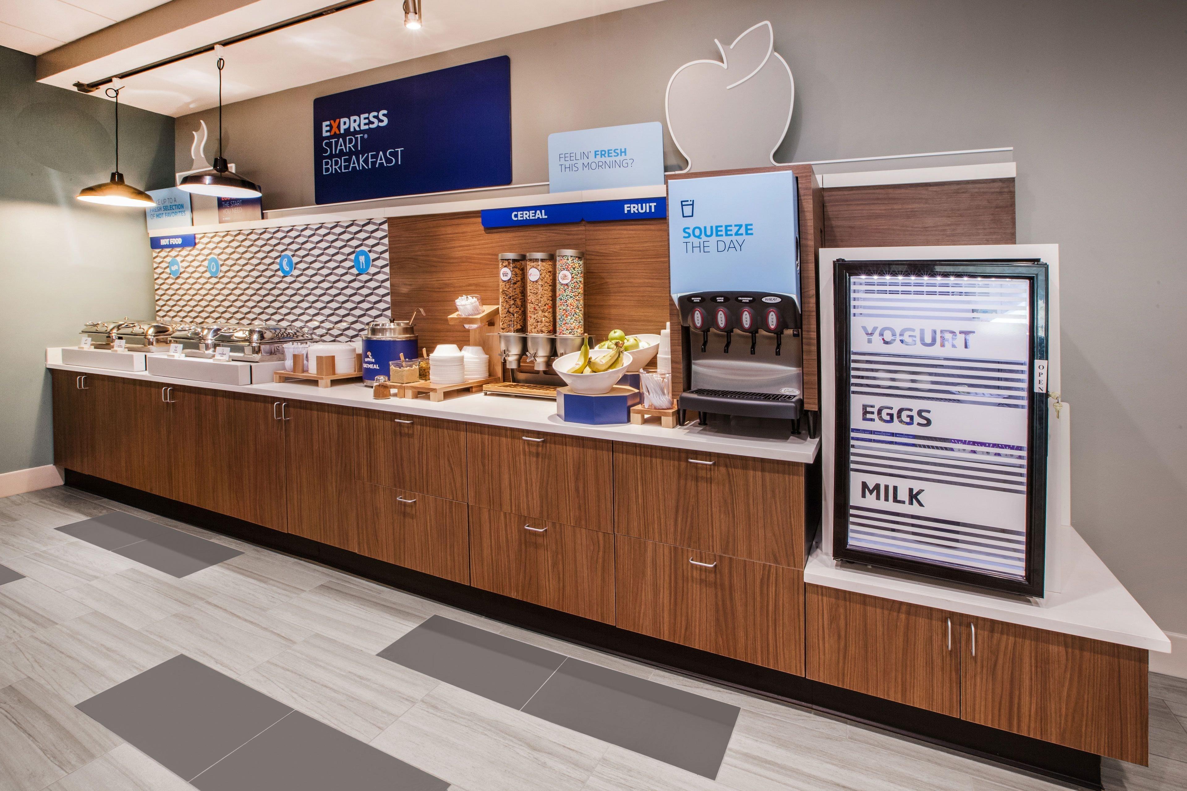 Holiday Inn Express And Suites Alpine By Ihg Esterno foto