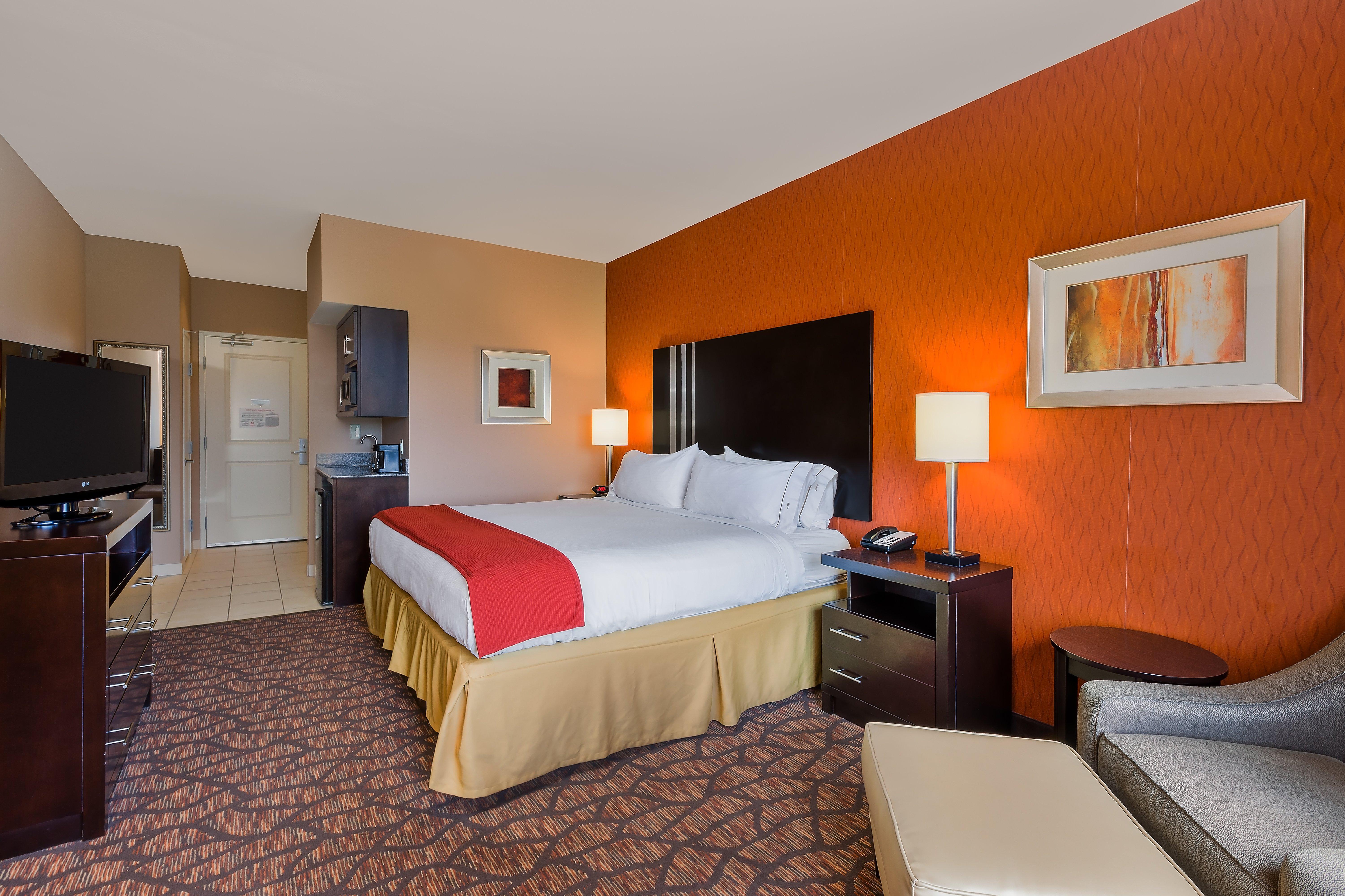Holiday Inn Express And Suites Alpine By Ihg Esterno foto